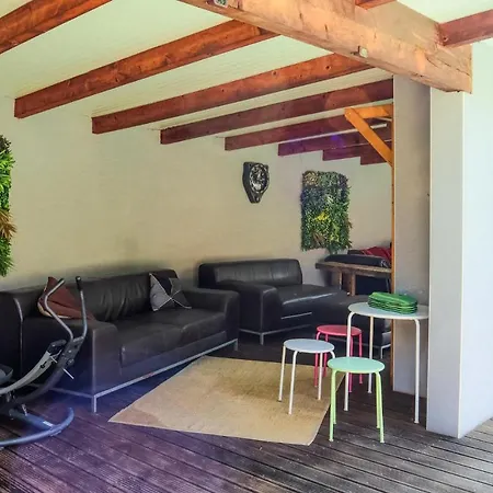 Lovely In * Malataverne